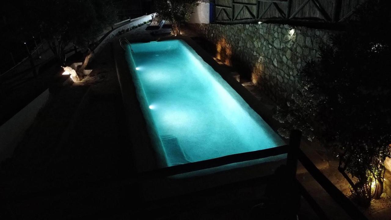 Villa For 4 With A Private Pool & Garden Bédar Exterior foto